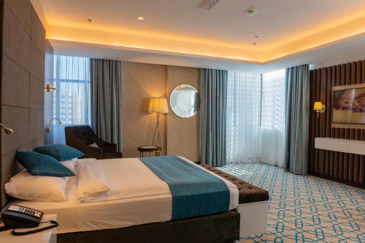 מוסקט Royal Crown Hotel מראה חיצוני תמונה