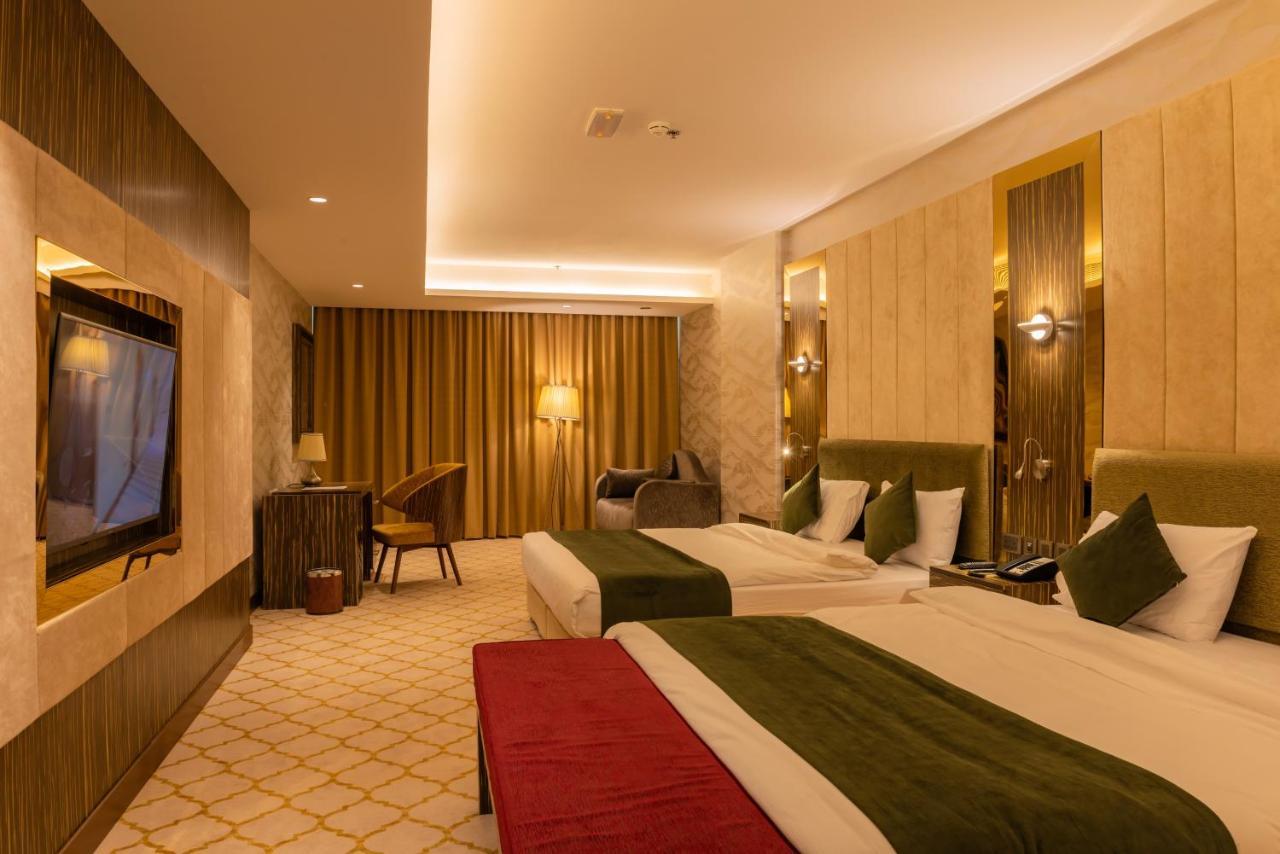 מוסקט Royal Crown Hotel מראה חיצוני תמונה