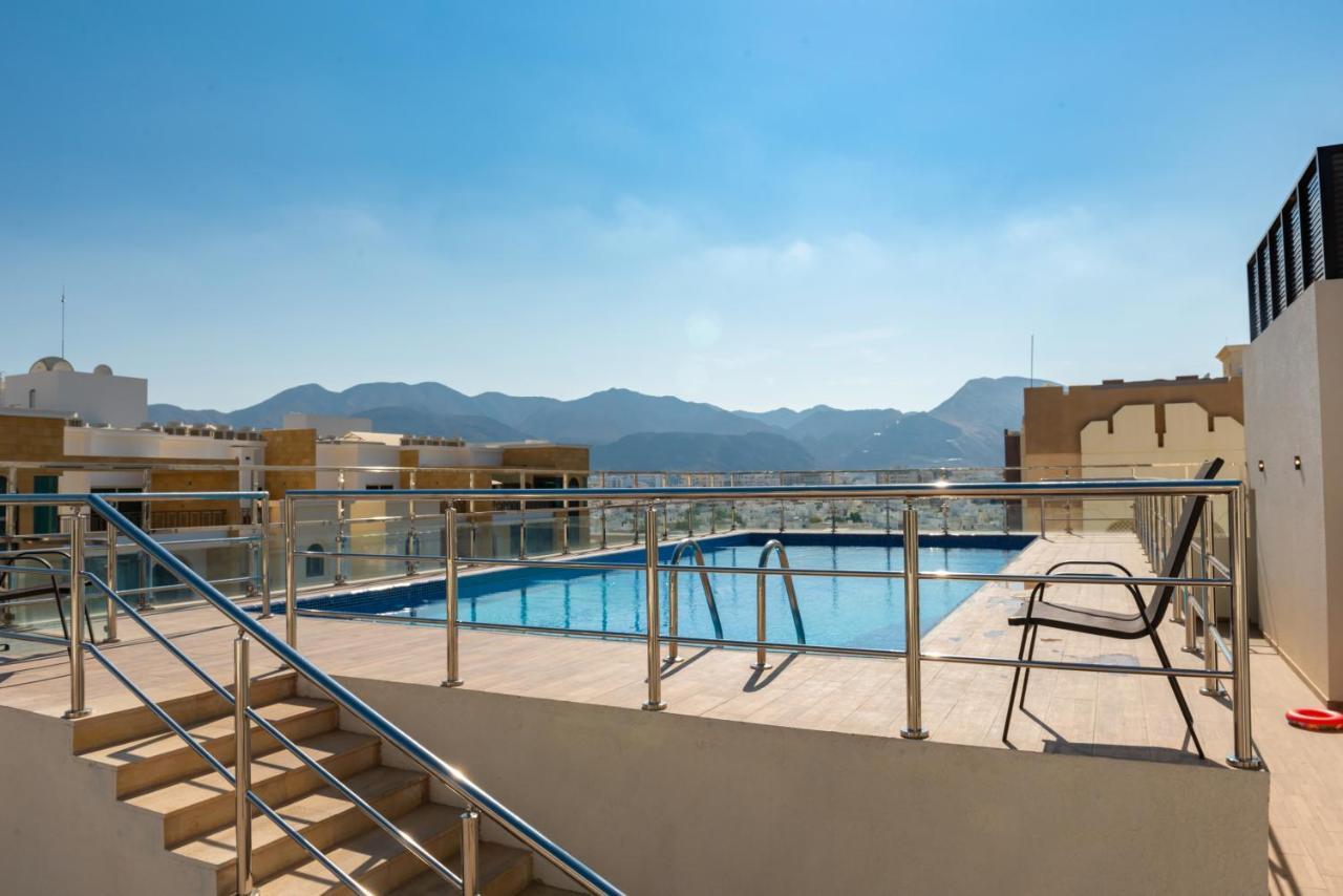 מוסקט Royal Crown Hotel מראה חיצוני תמונה